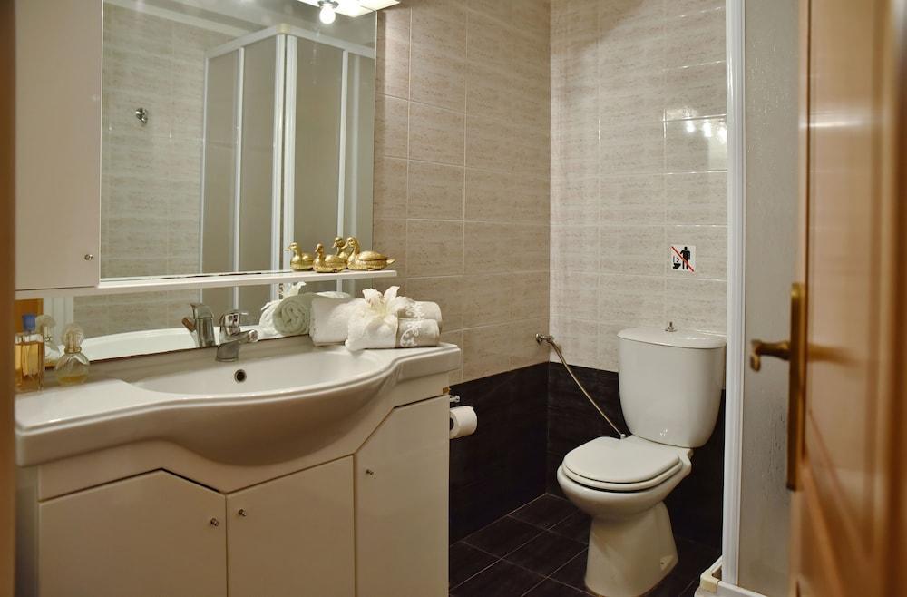 Nirevel Apartments 古瓦伊 外观 照片