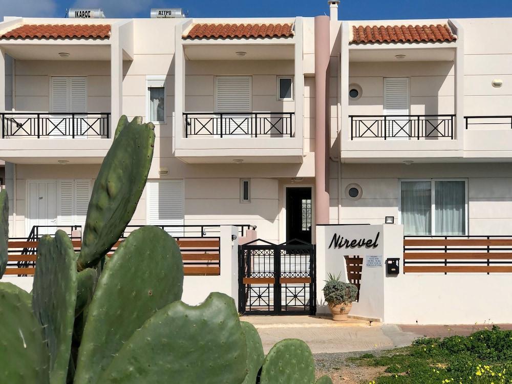 Nirevel Apartments 古瓦伊 外观 照片